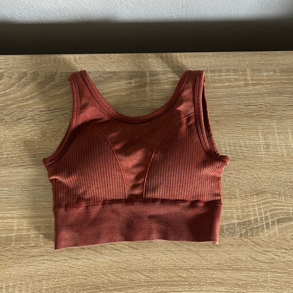 Sports Bras - Picture 3 of 4